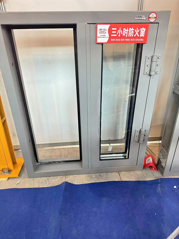 隧道抗風壓防火門